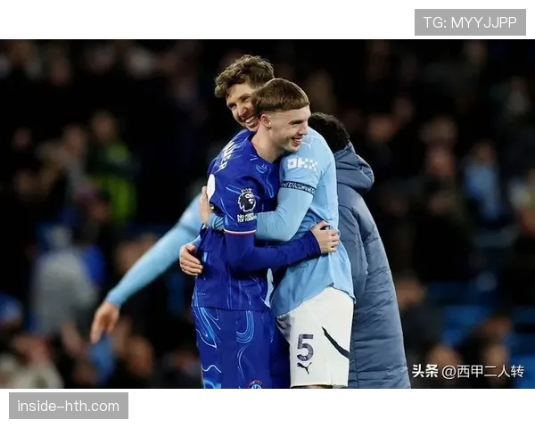 约翰·斯通斯:曼城多冠征程中的角色与荣誉解析 约翰·斯通斯:曼城多冠征程中的角色与荣誉解析