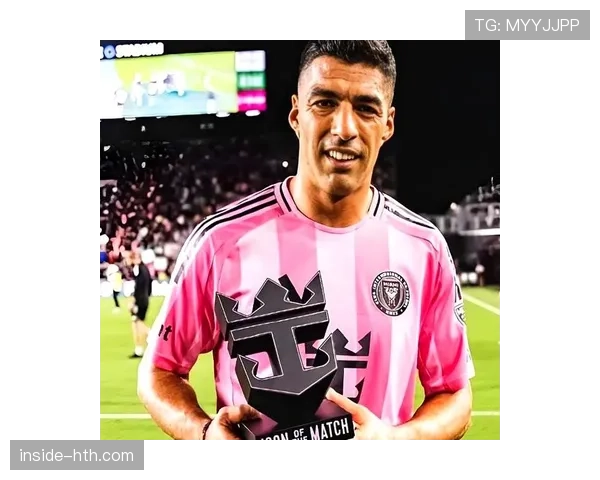 苏亚雷斯:争议与进球效率并存的双面传奇解析